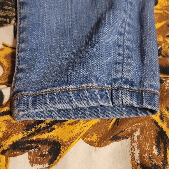 American Eagle Jeans Next Level Stretch Womens Size 2 long Jegging light denim - Picture 2 of 3